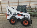 2018 Bobcat S850 Loaders and Lift