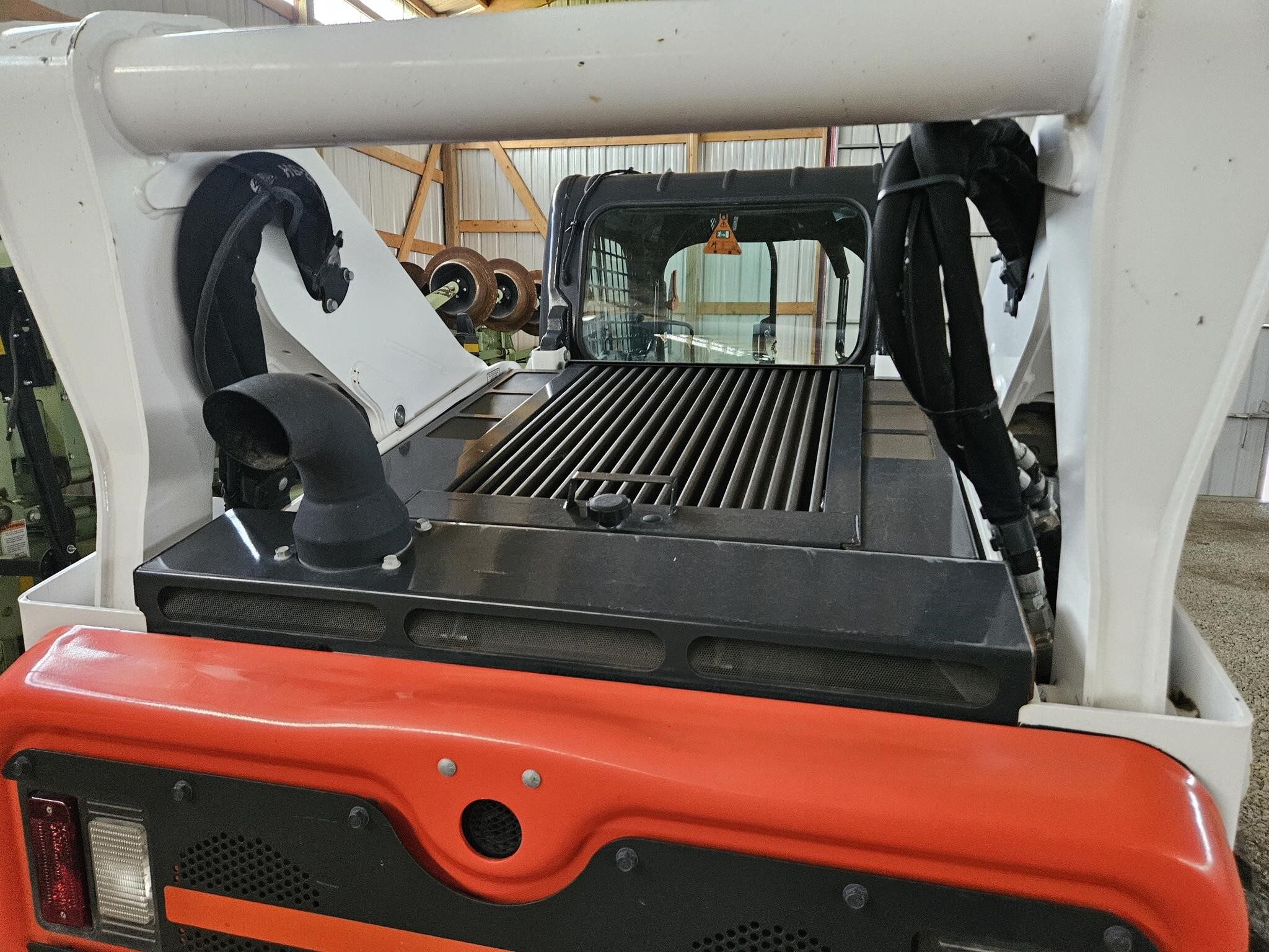 2018 Bobcat S850 Loaders and Lift