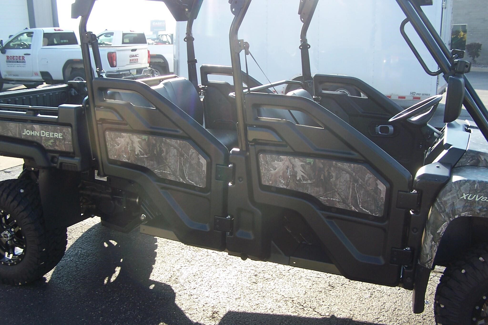 2024 John Deere XUV 825M S4 ATVs and Utility Vehicle