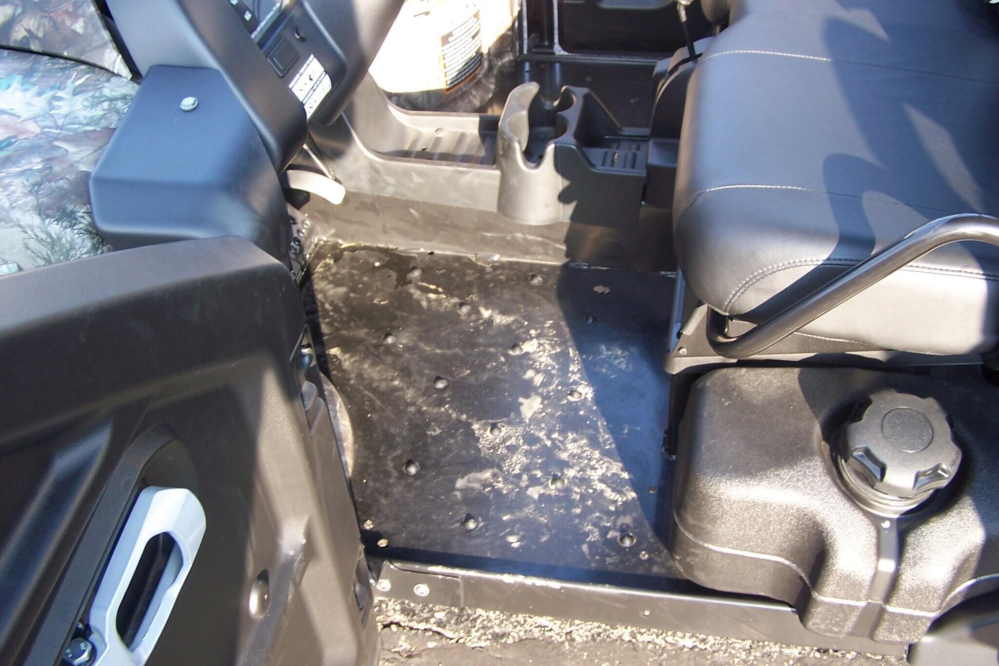 2024 John Deere XUV 825M S4 ATVs and Utility Vehicle