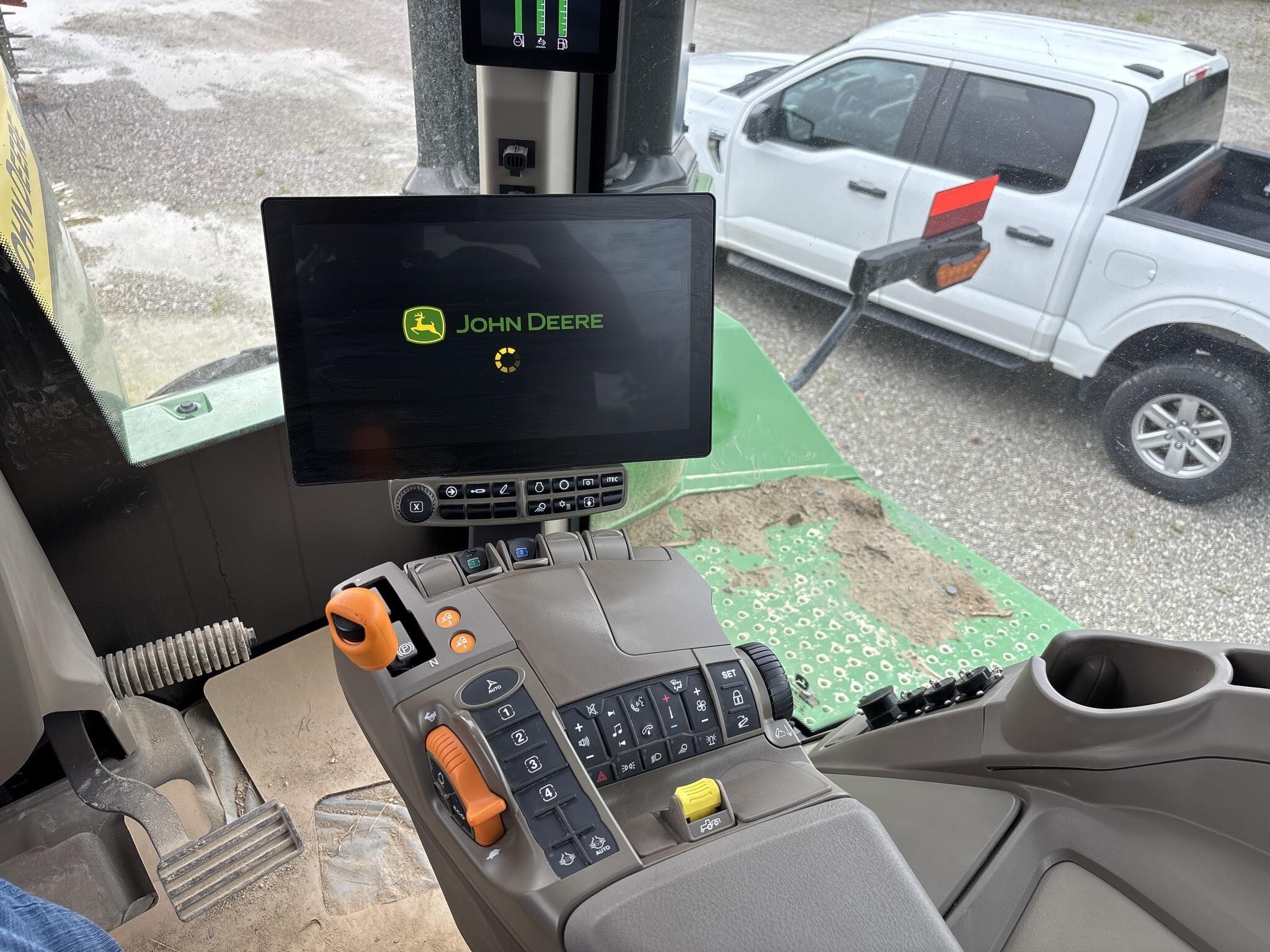 2024 John Deere 9R 440 Tractor