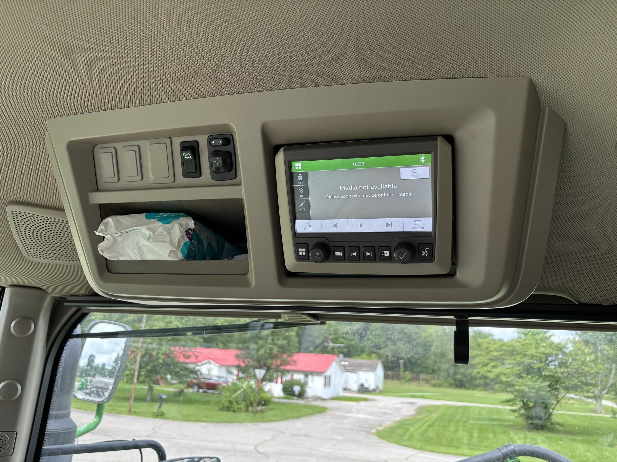 2025 John Deere 410R Self-Propelled Sprayer