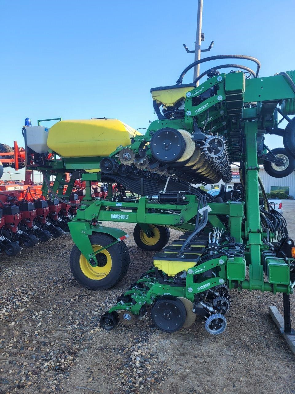 2021 Moore Built 24R22 Planter