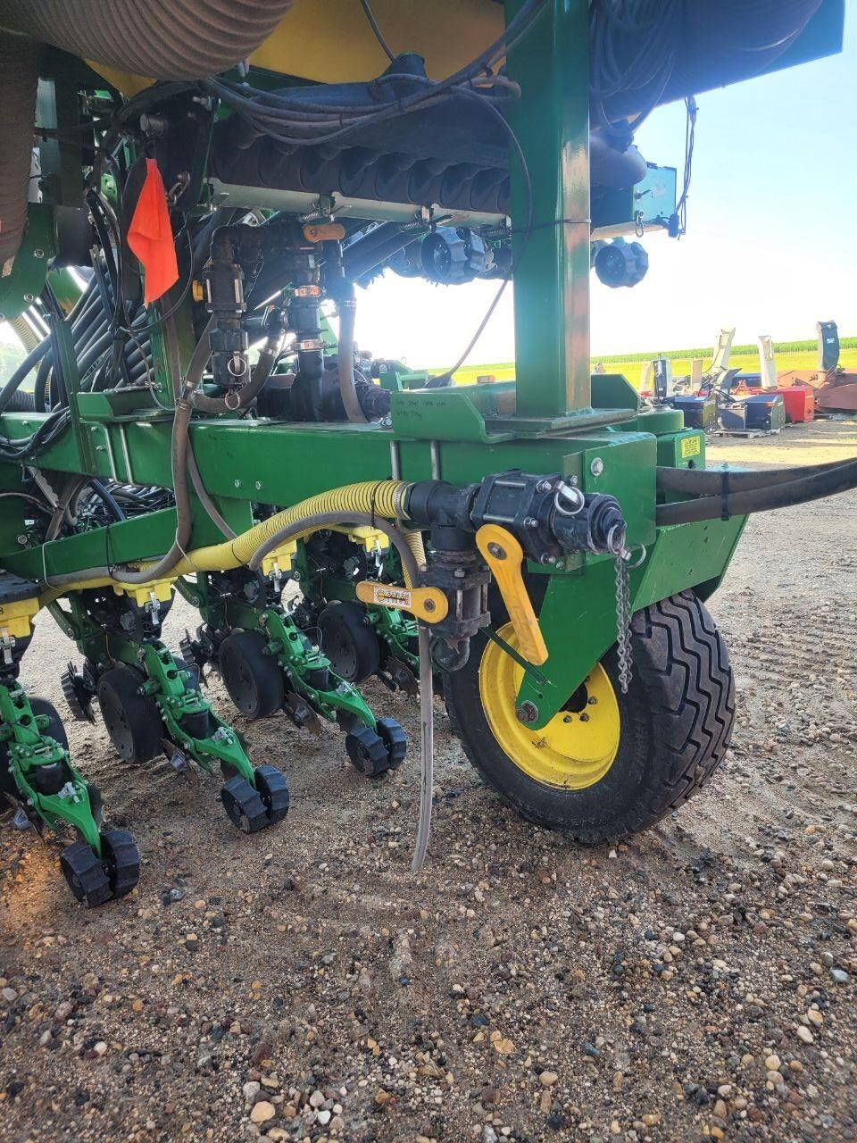 2021 Moore Built 24R22 Planter
