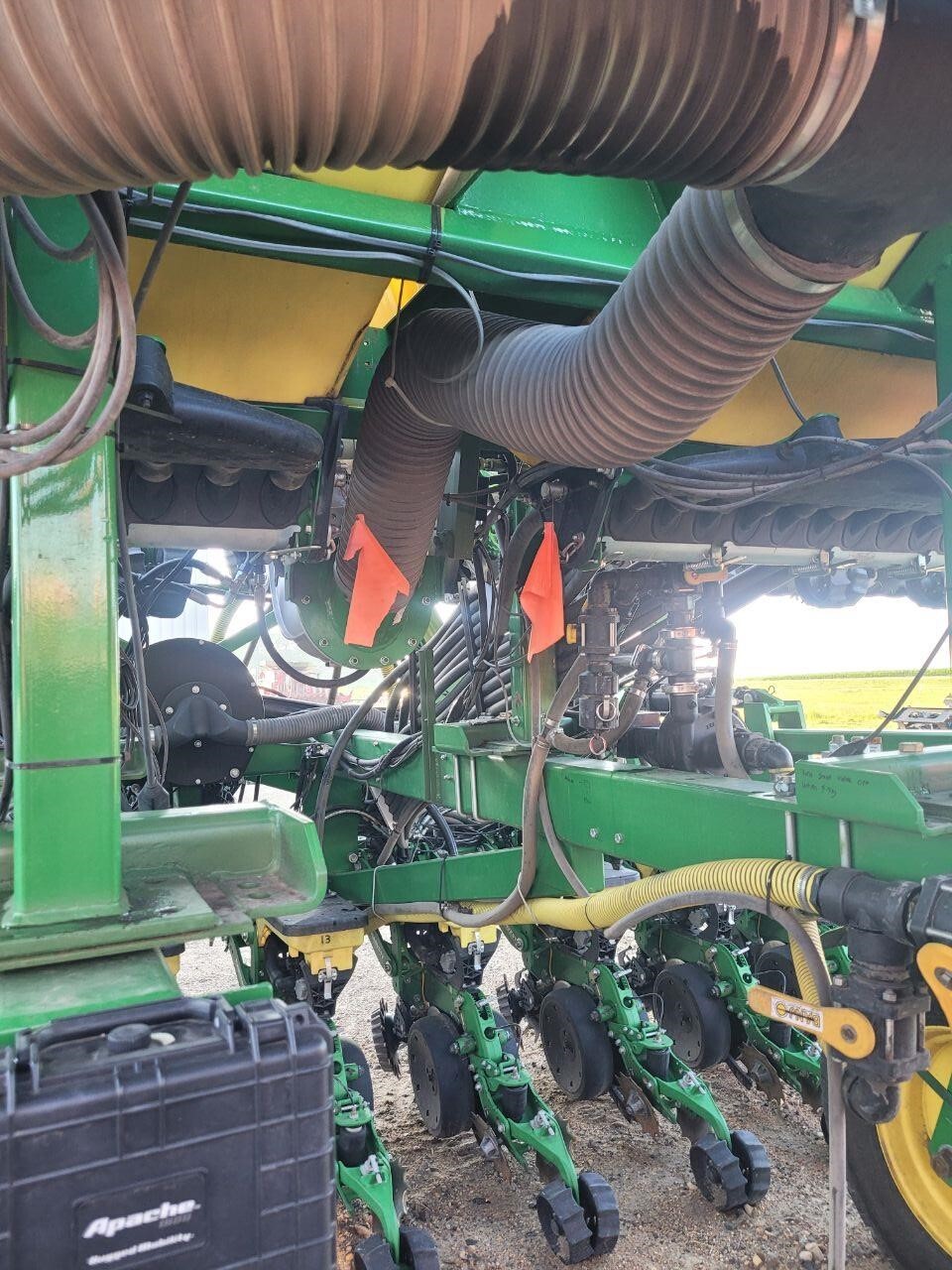 2021 Moore Built 24R22 Planter