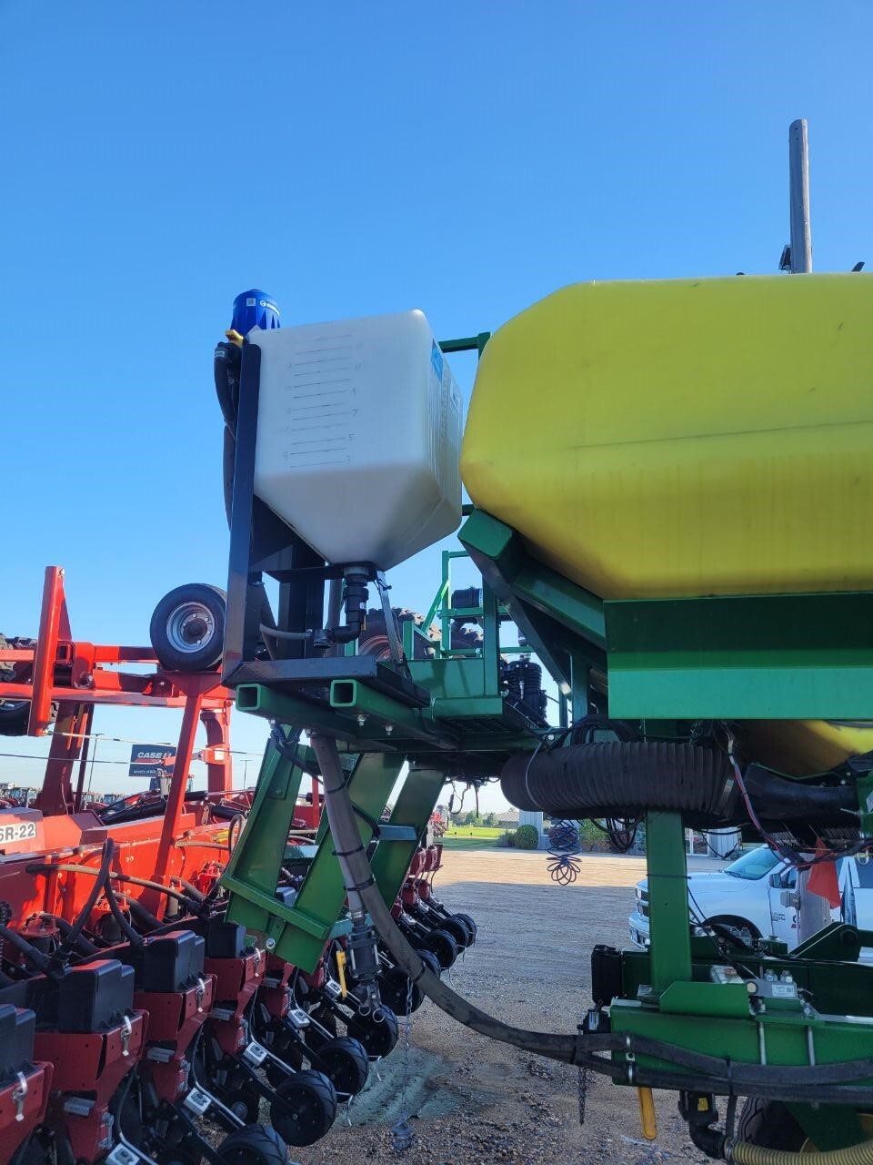 2021 Moore Built 24R22 Planter