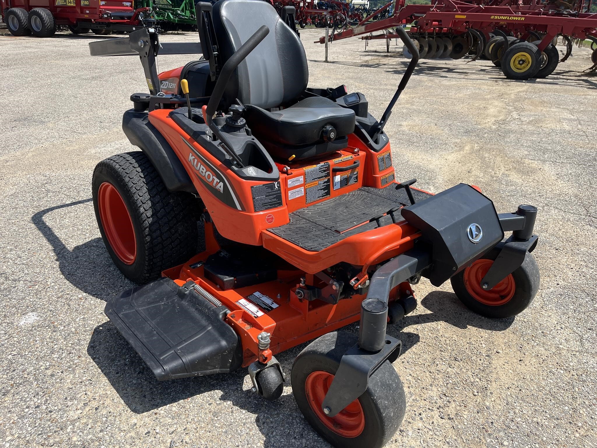 2019 Kubota ZD1211 Lawn Mower