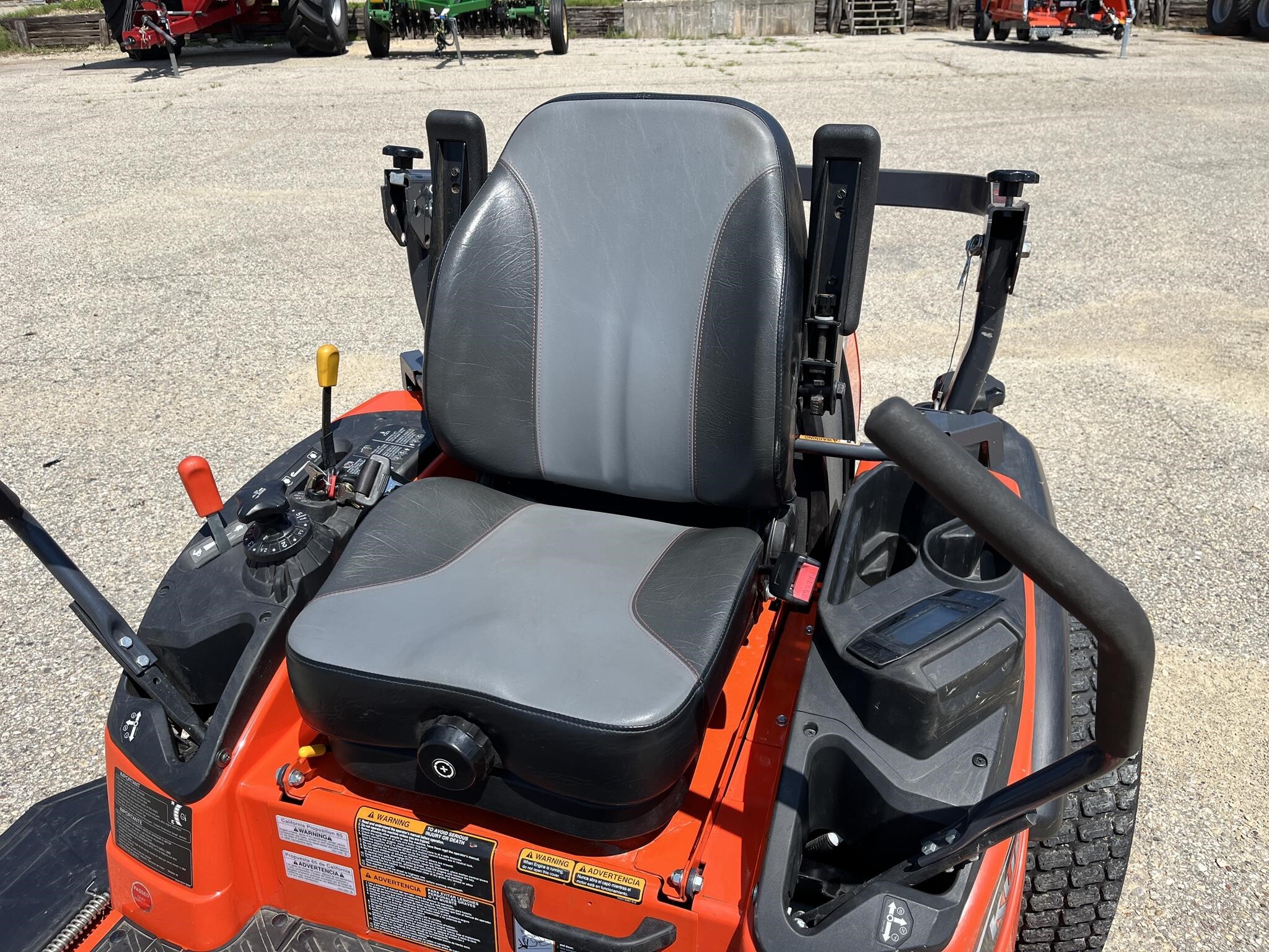 2019 Kubota ZD1211 Lawn Mower