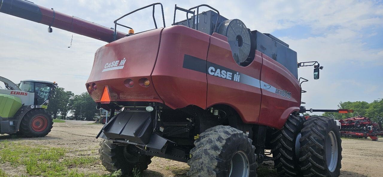 2004 Case IH 8010 Combine