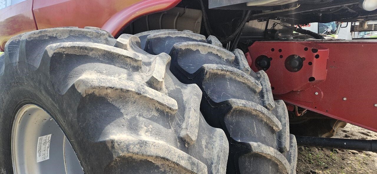 2004 Case IH 8010 Combine