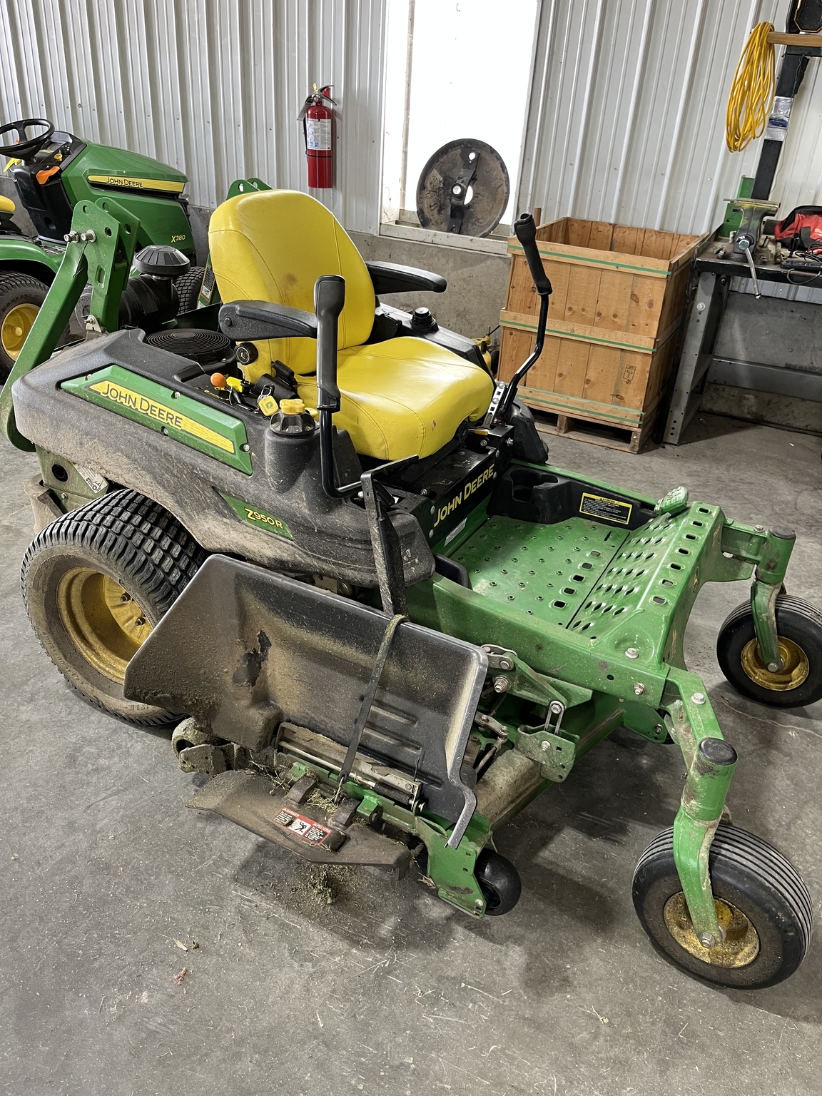 2014 John Deere Z950R Lawn Mower