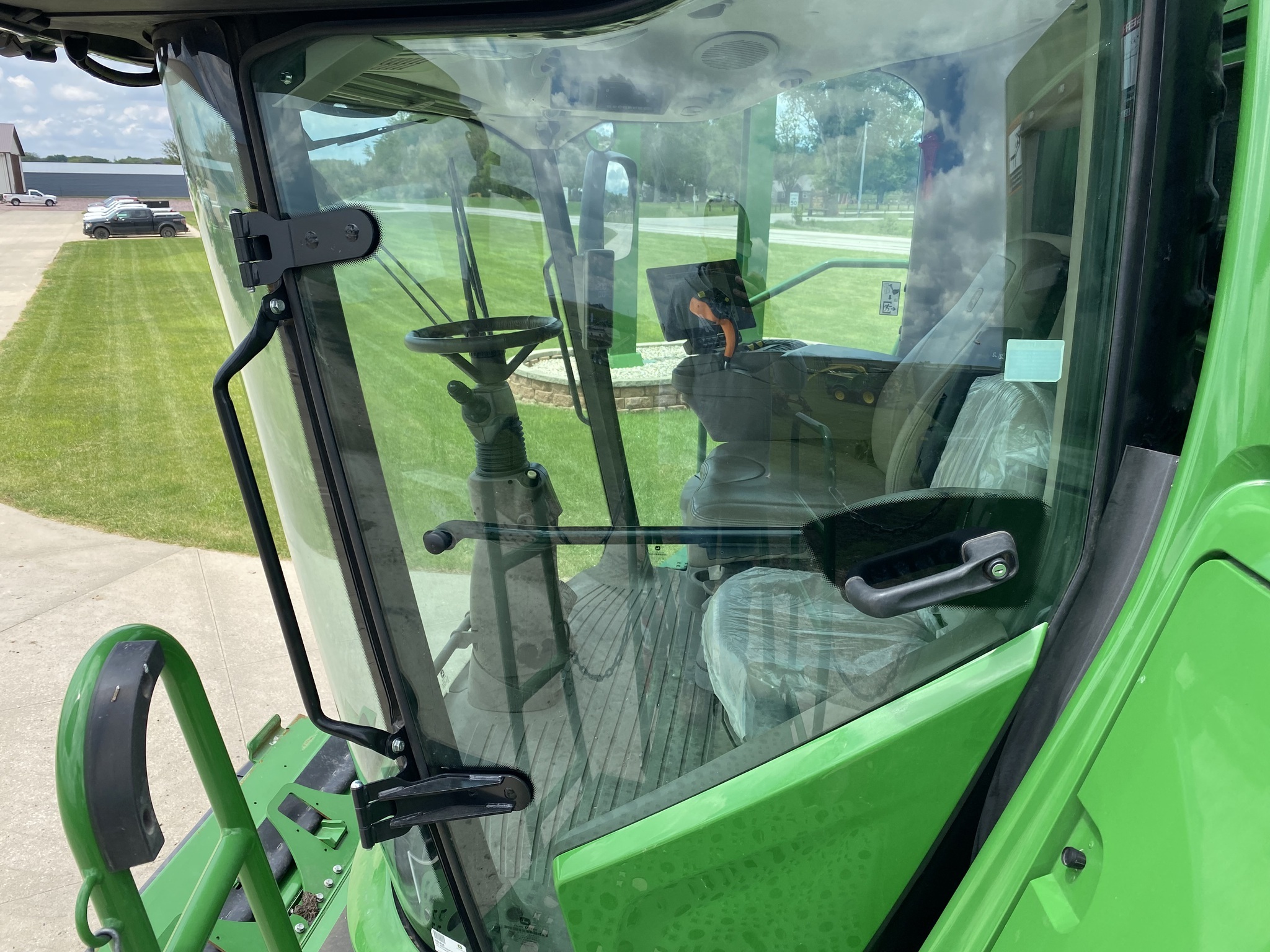 2024 John Deere S770 Combine