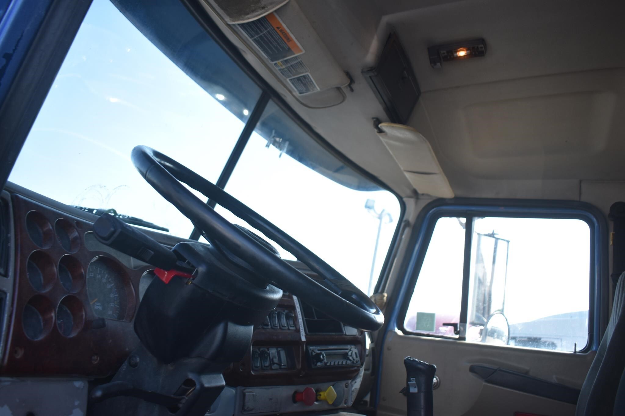 2001 Mack CH613 Semi Trucks/Trailer