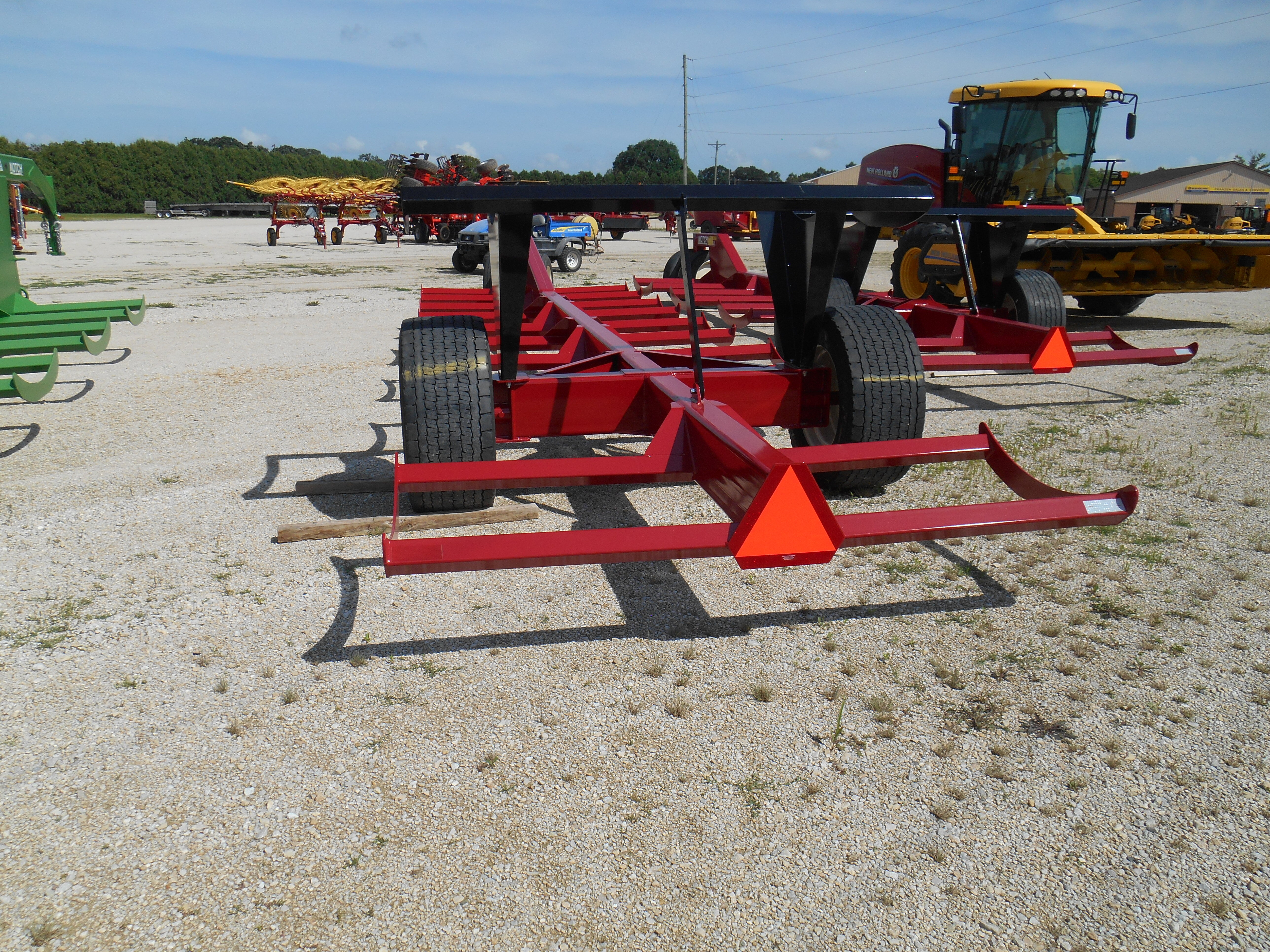 2025 Notch BT10-30K Bale Wagons and Trailer