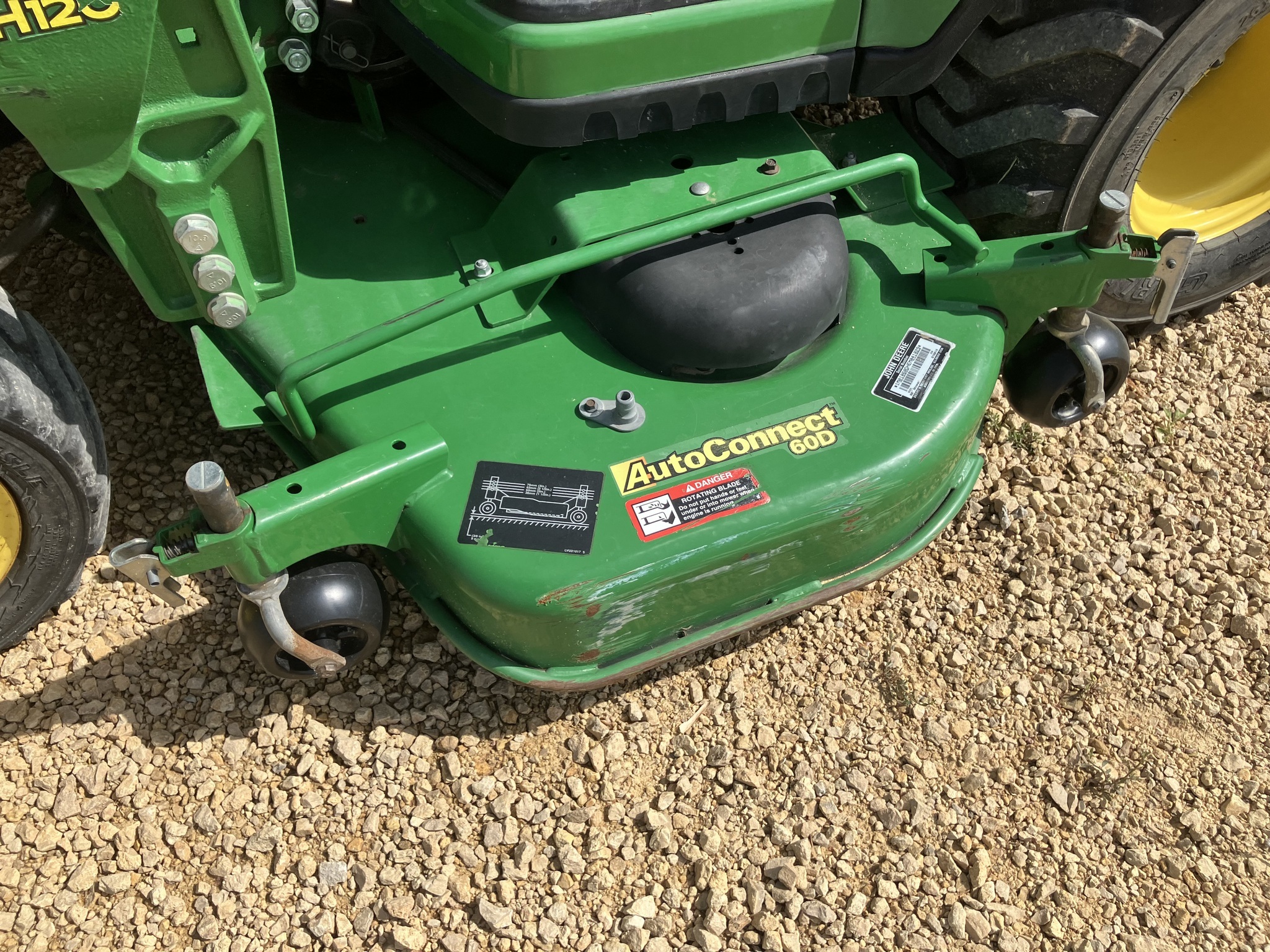 2013 John Deere 1025R Tractor