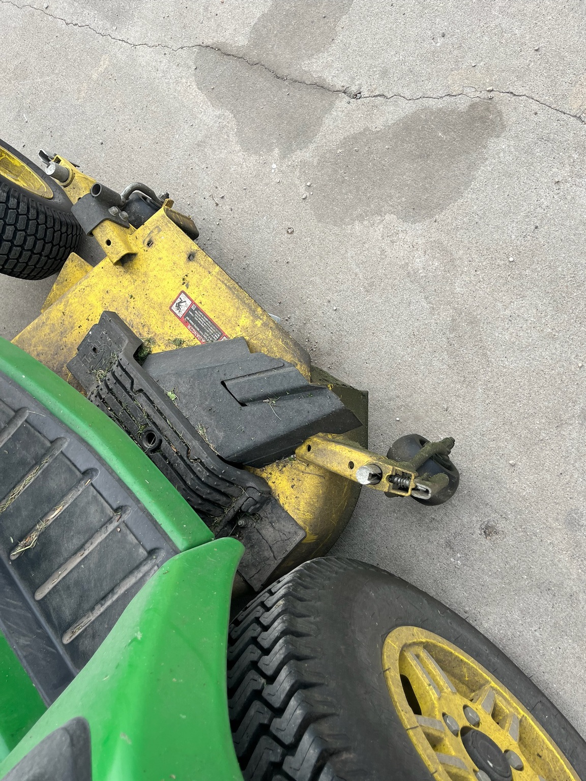 2022 John Deere X734 Lawn Mower