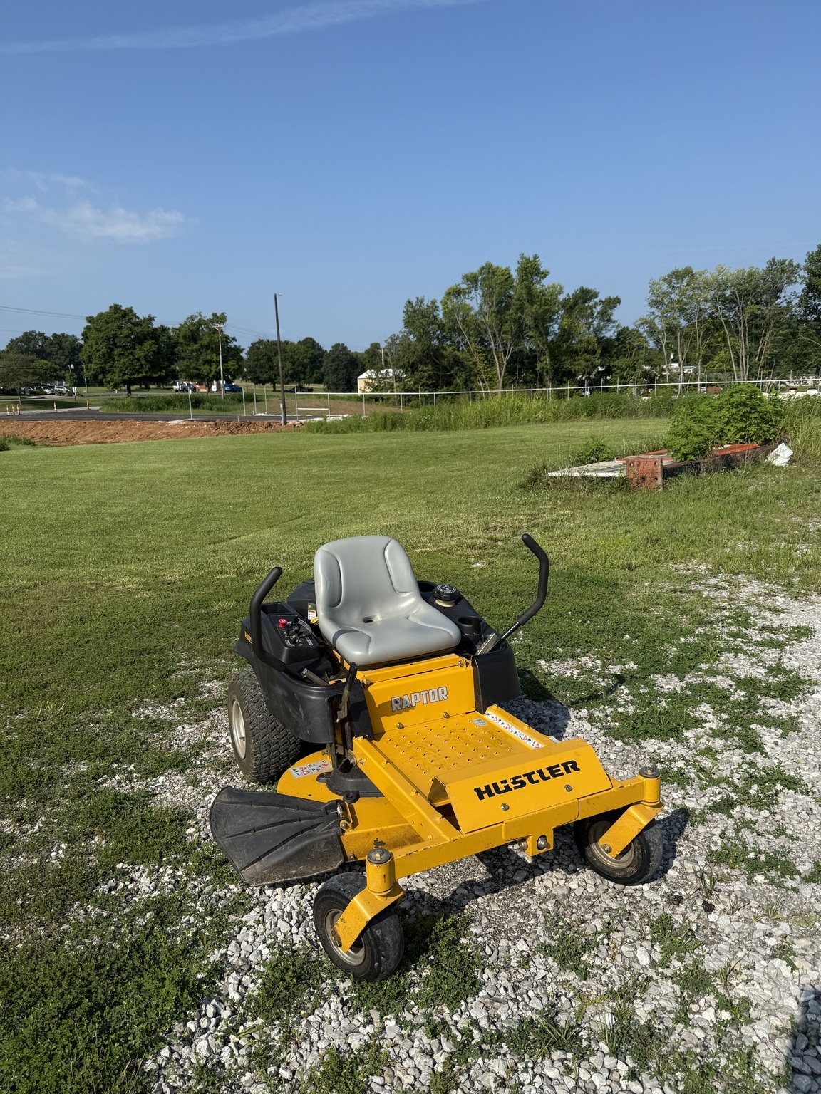 2017 Hustler Raptor 21.5 Lawn Mower