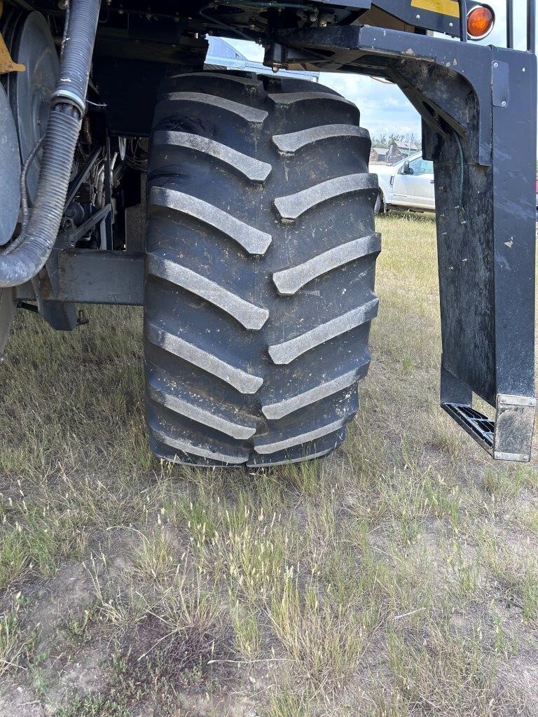 2011 Claas Lexion 750 Combine