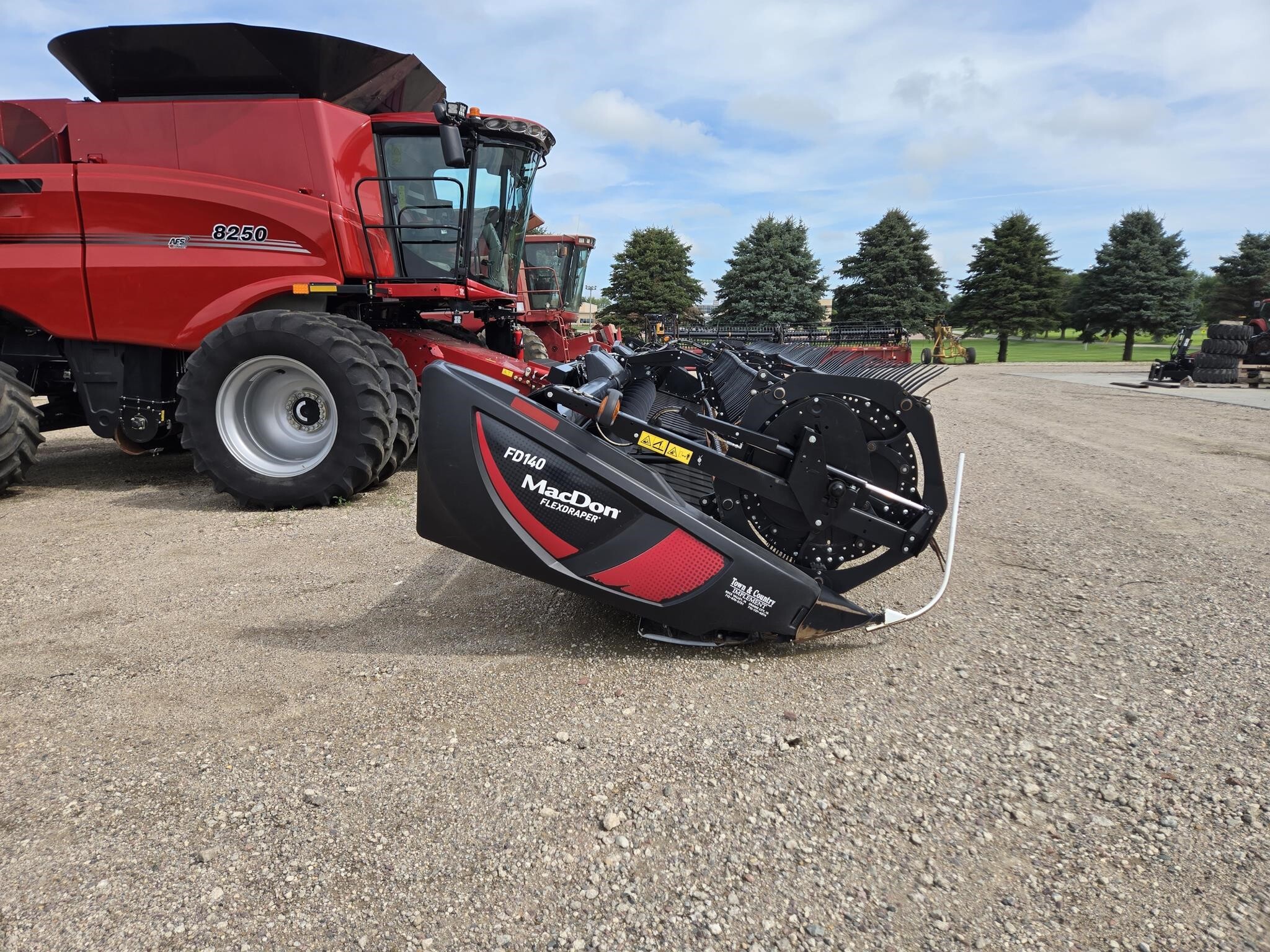 2022 MacDon FD140 Platform