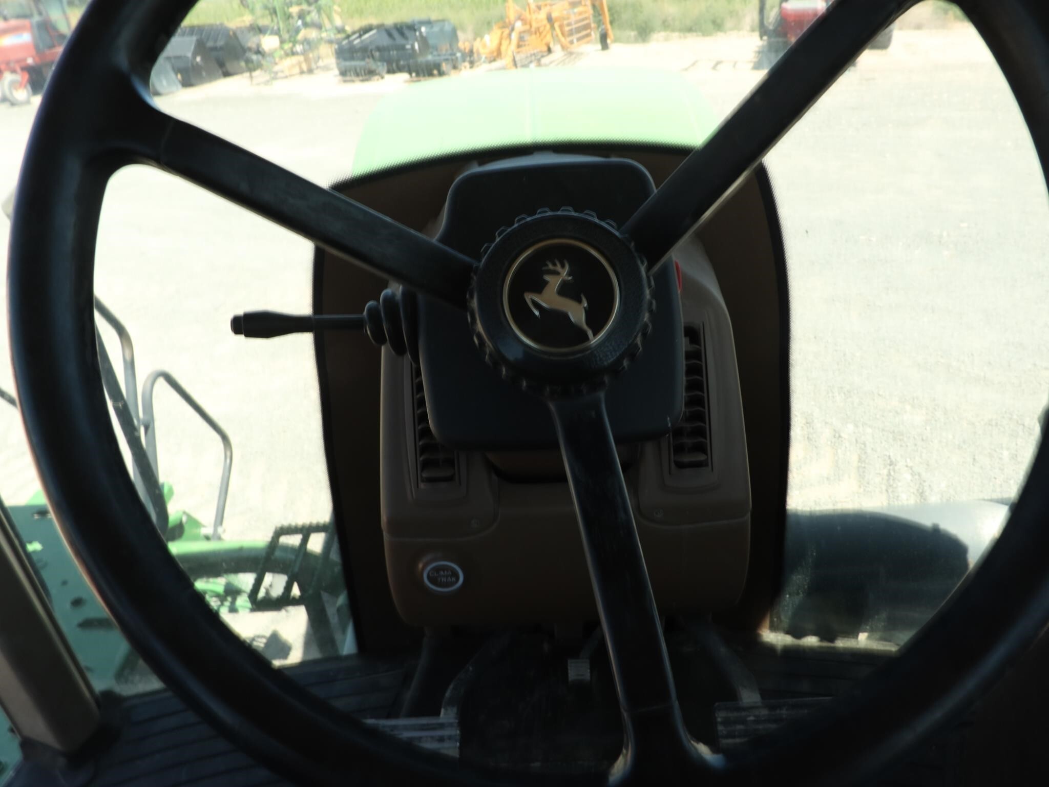 2006 John Deere 9520T Tractor