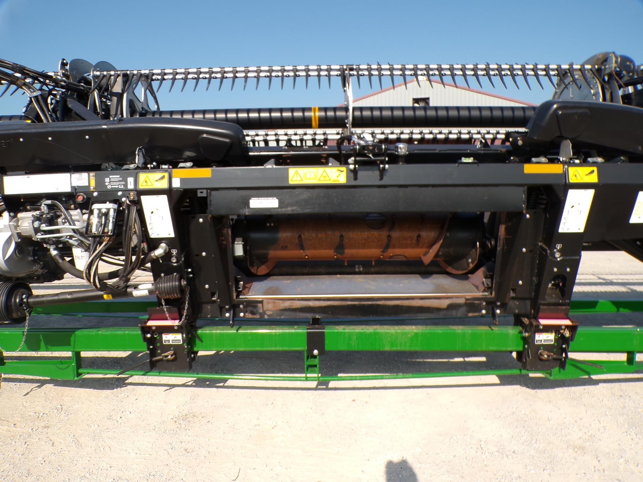 2023 MacDon FD245 Platform