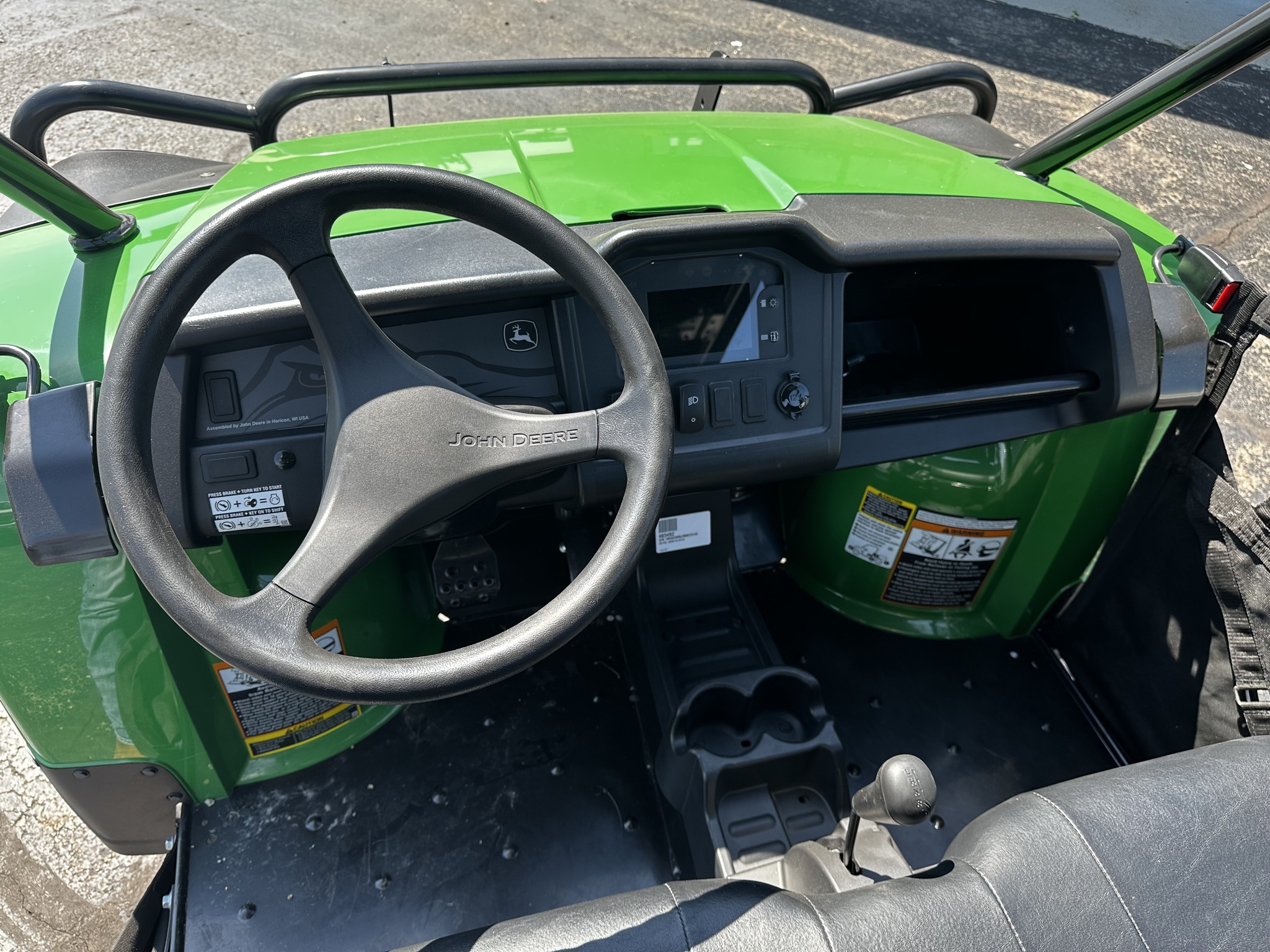 2024 John Deere XUV 825M S4 ATVs and Utility Vehicle