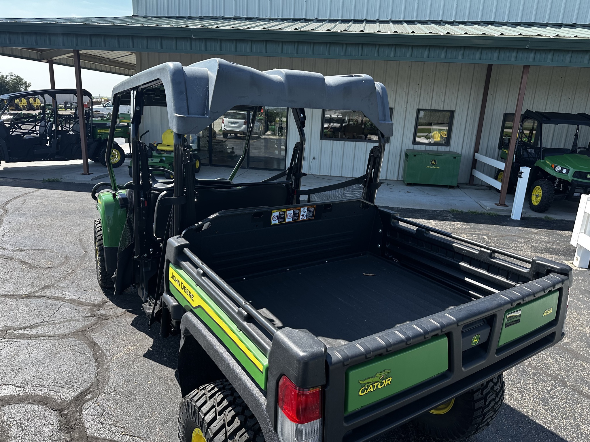 2024 John Deere XUV 825M S4 ATVs and Utility Vehicle