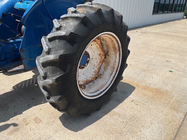 1979 Long 360 Tractor