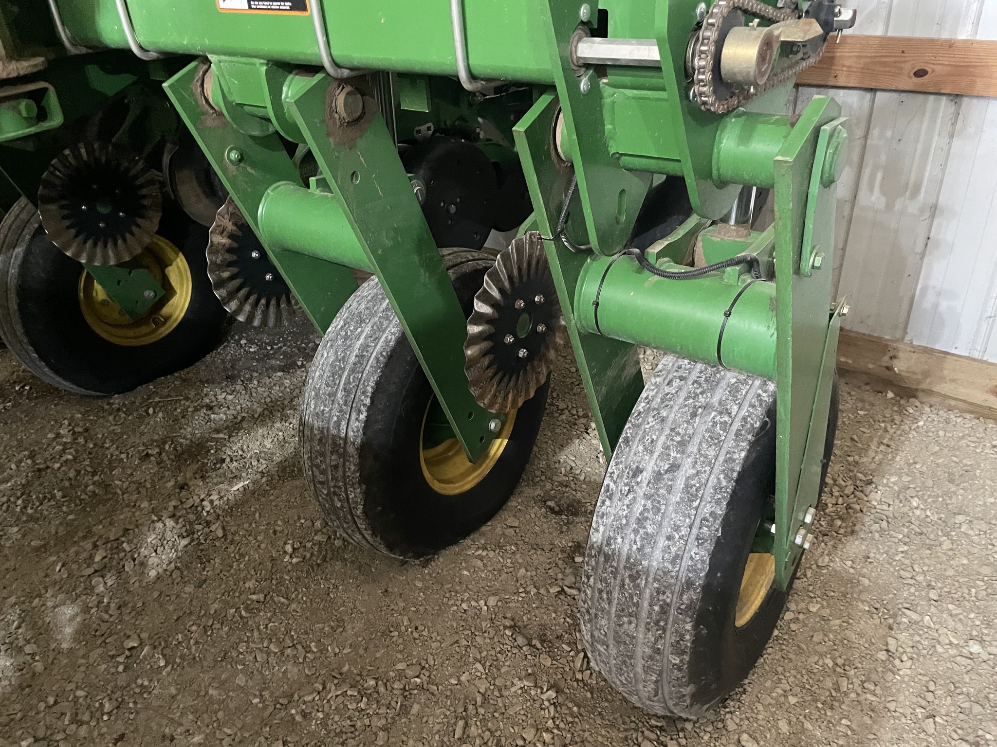 2011 John Deere 1770NT Planter