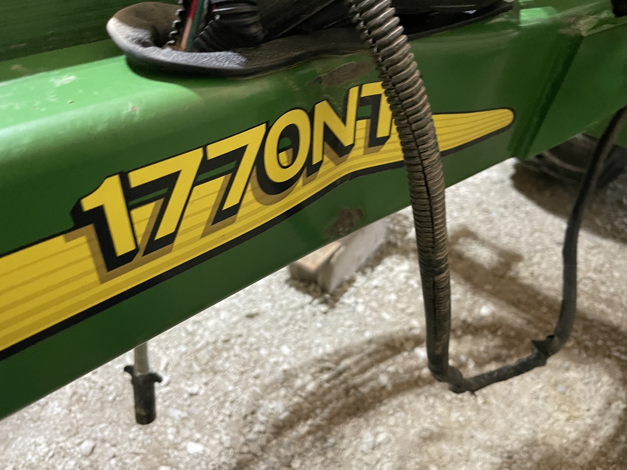 2011 John Deere 1770NT Planter