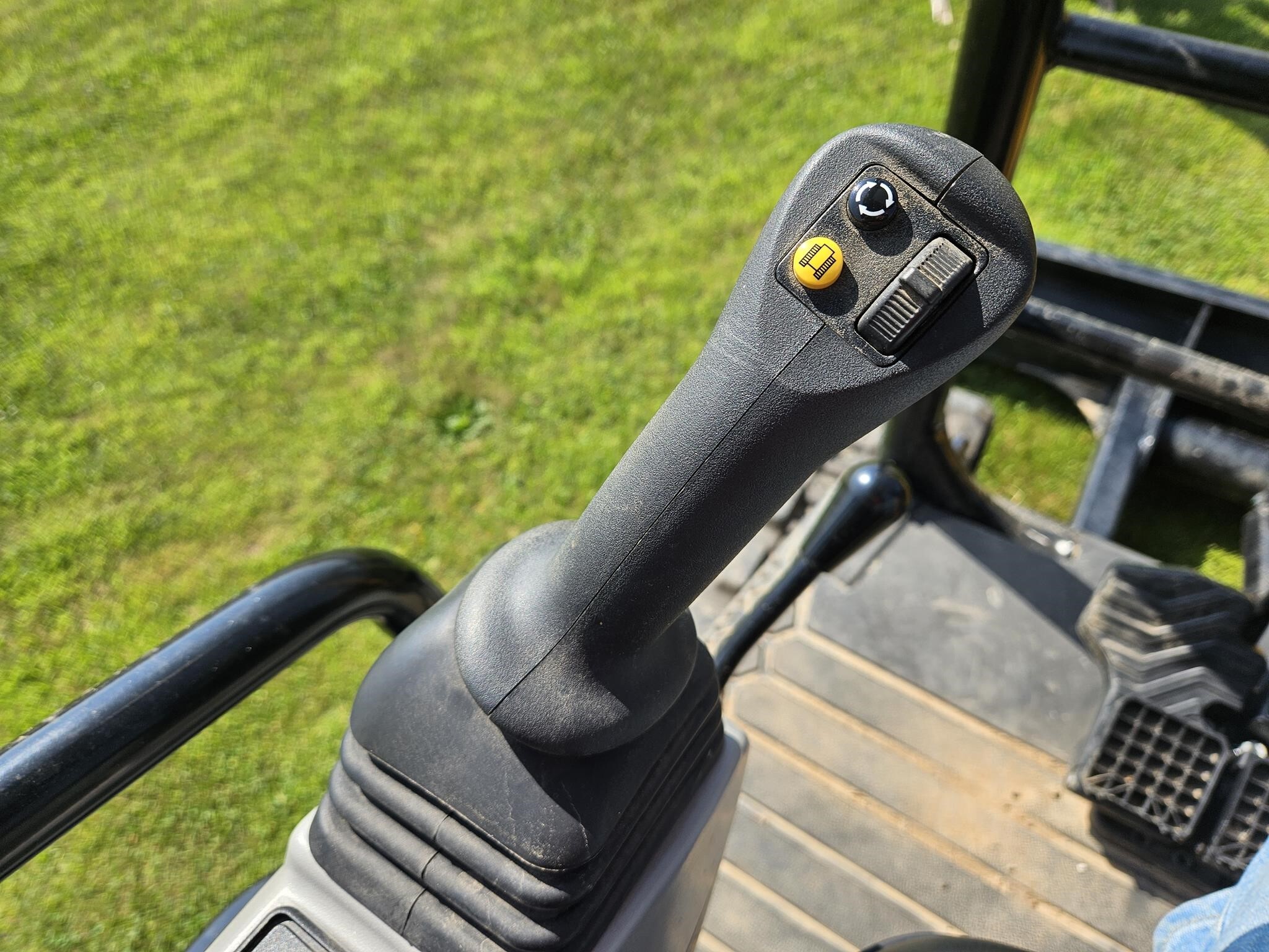 2023 Caterpillar 305CR Excavator