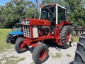  International Harvester 1086 Tractor