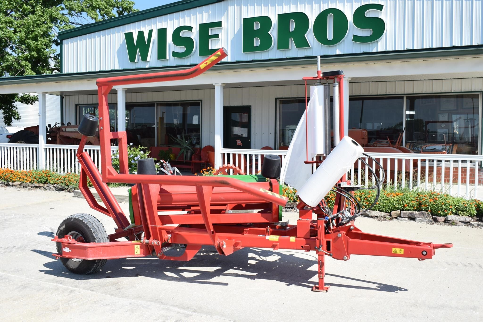  Enorossi BW200 Bale Wrapper