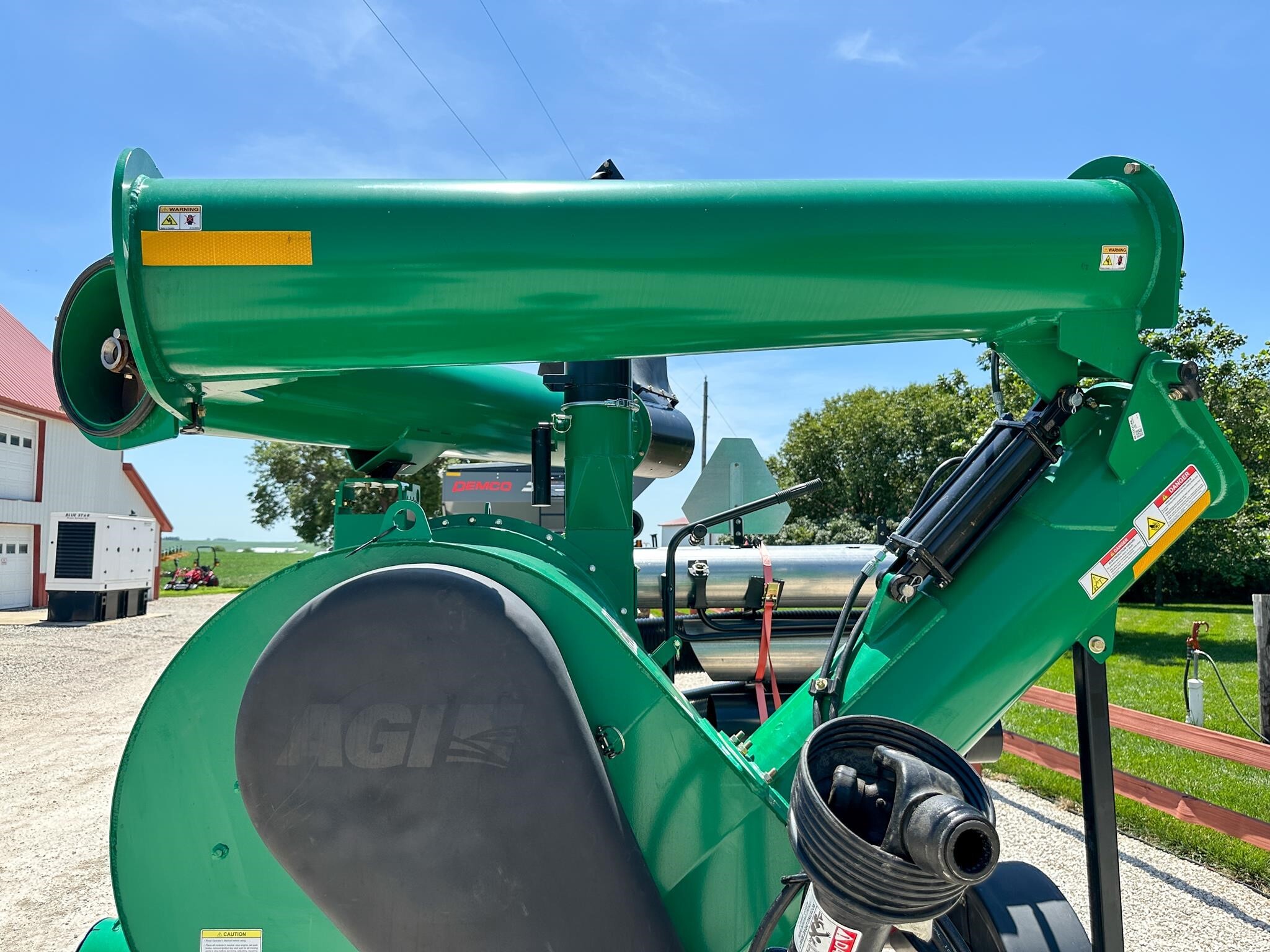 2026 Rem VR12 Grain Vac