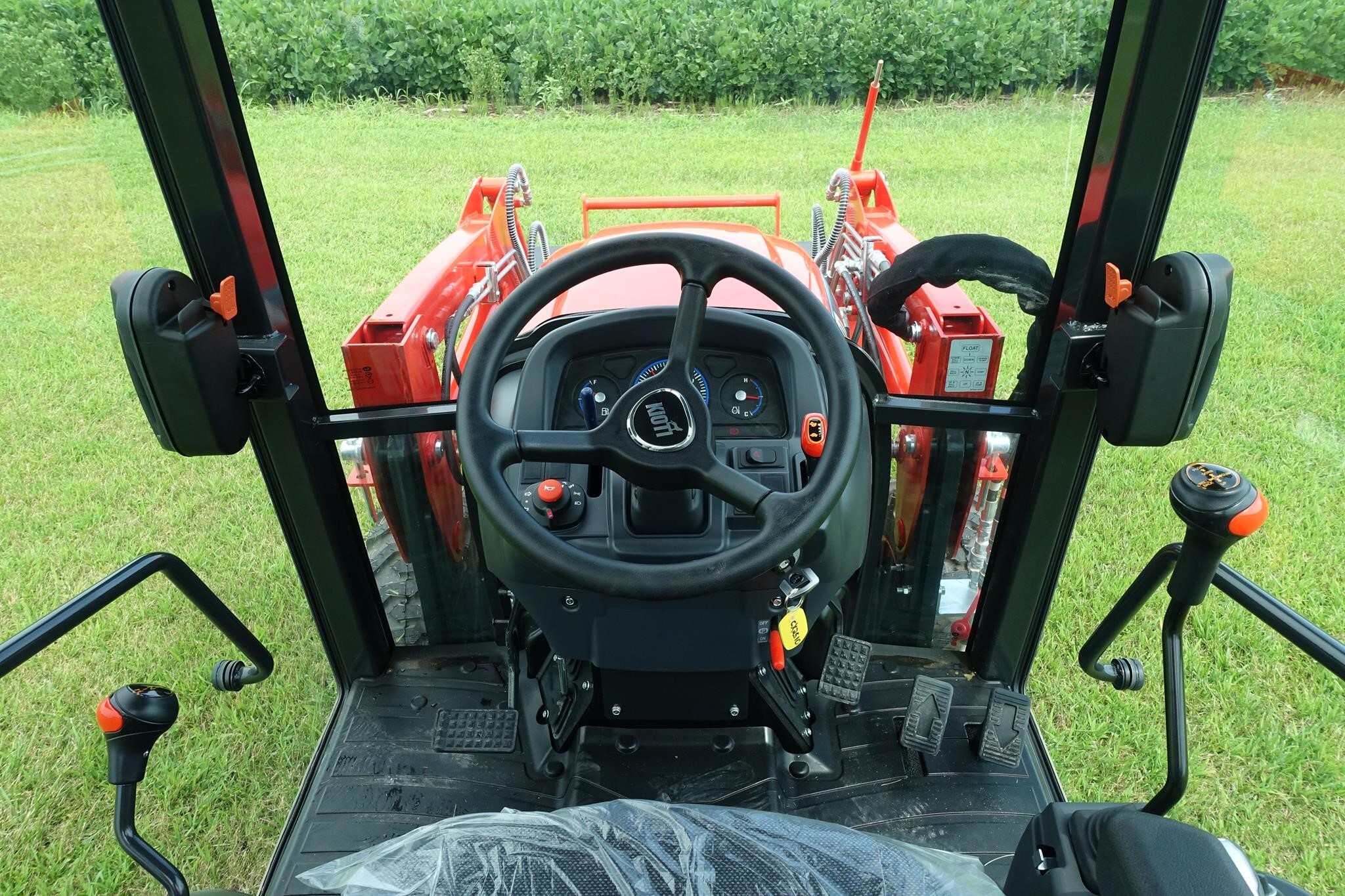 2025 Kioti CX2510 Tractor