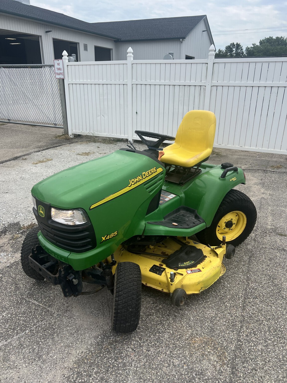 2002 John Deere X485 Lawn Mower
