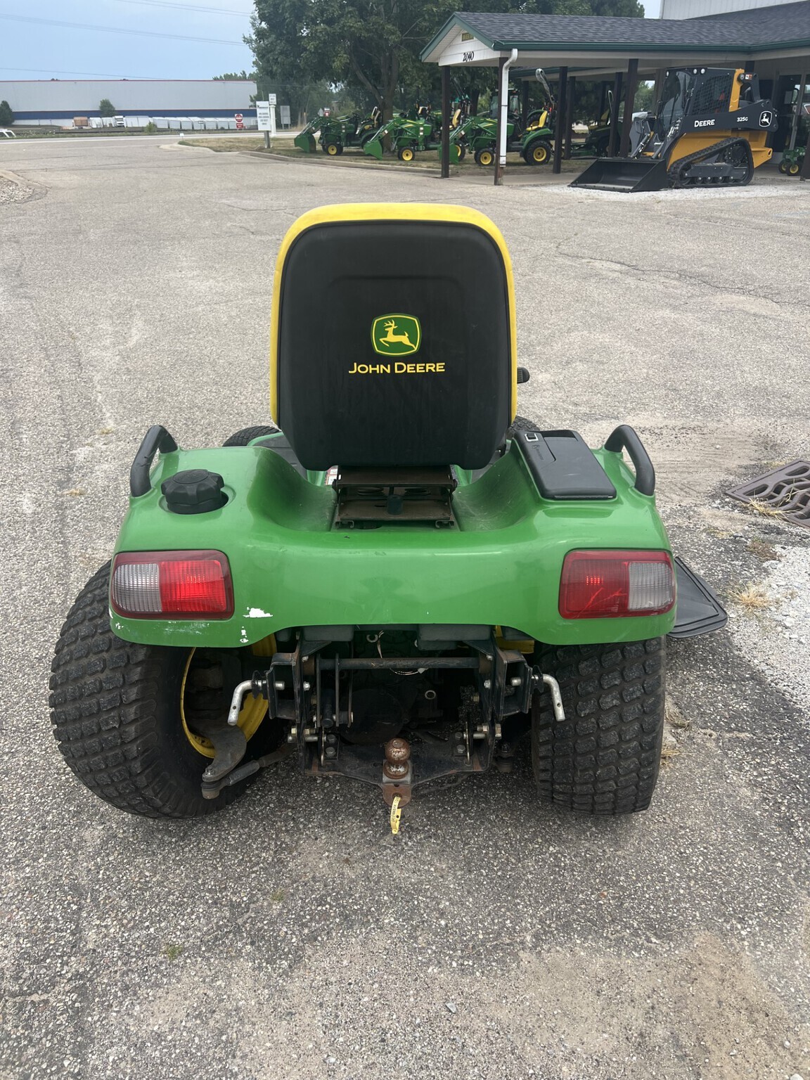 2002 John Deere X485 Lawn Mower