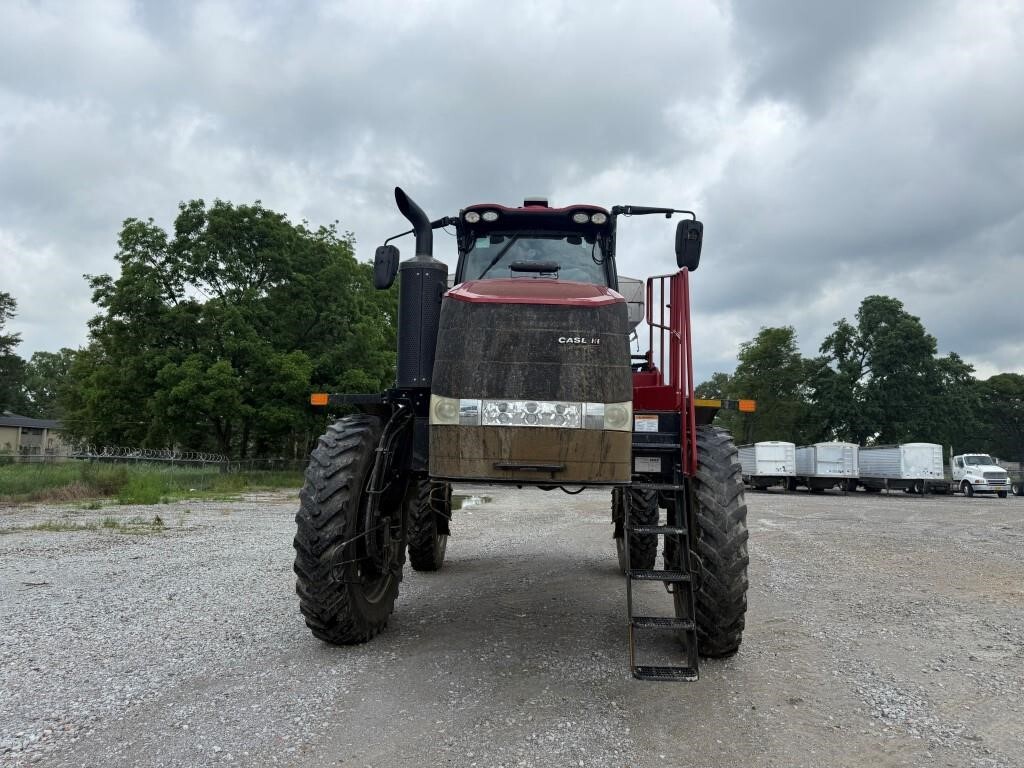 2022 Case IH TRIDENT 5550 Self-Propelled Sprayer