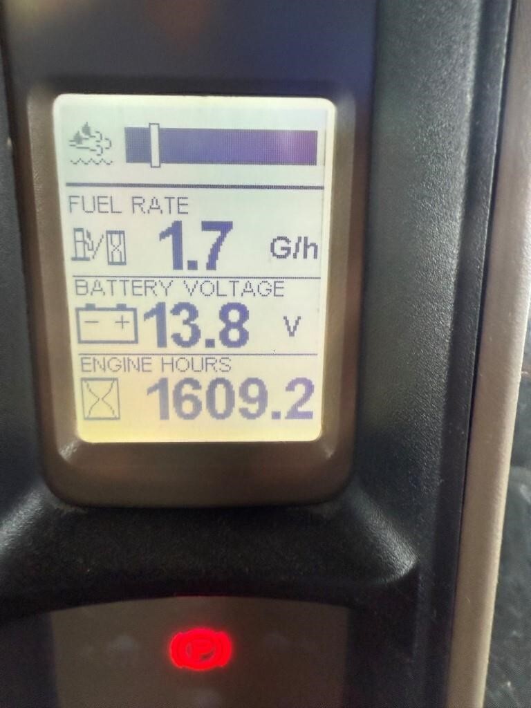 2022 Case IH TRIDENT 5550 Self-Propelled Sprayer