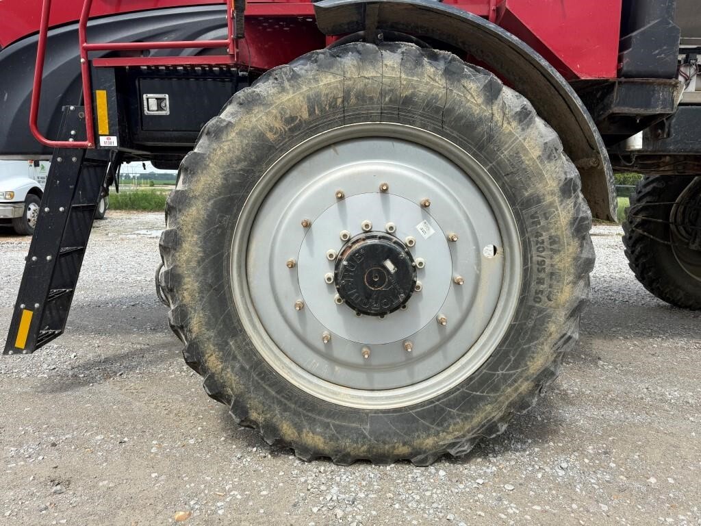 2022 Case IH TRIDENT 5550 Self-Propelled Sprayer