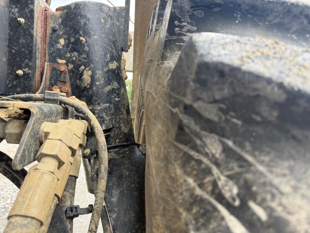 2022 Case IH TRIDENT 5550 Self-Propelled Sprayer