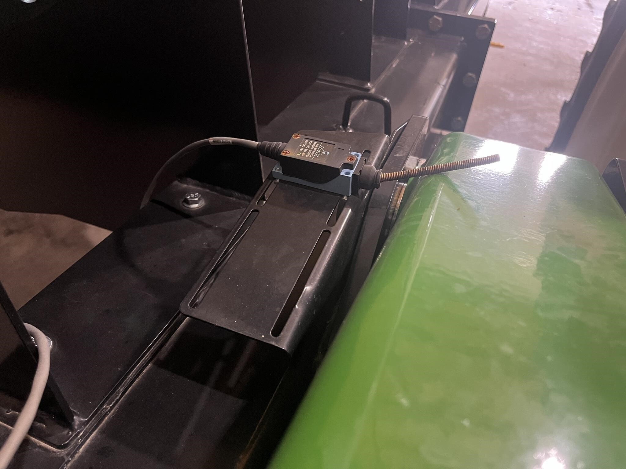 2023 J&M 5016 Pull-Type Fertilizer Spreader