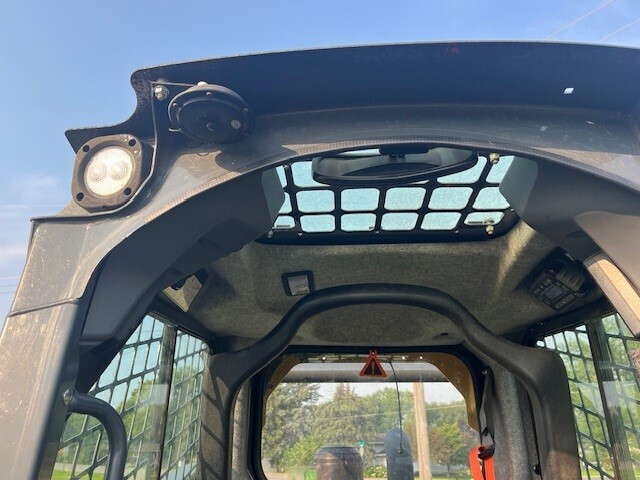 2022 Deere 331G Skid Steer