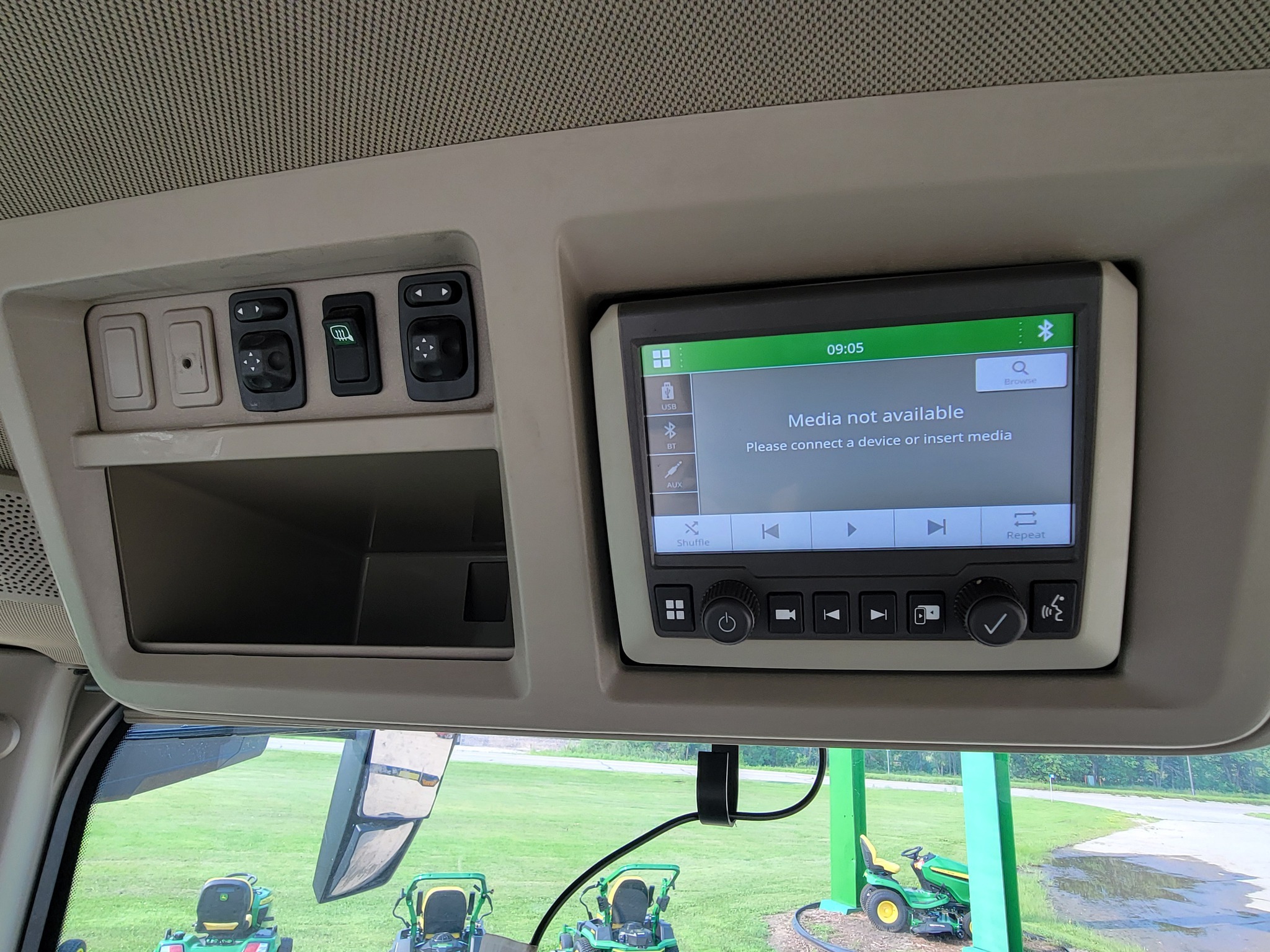 2024 John Deere 8R 370 Tractor