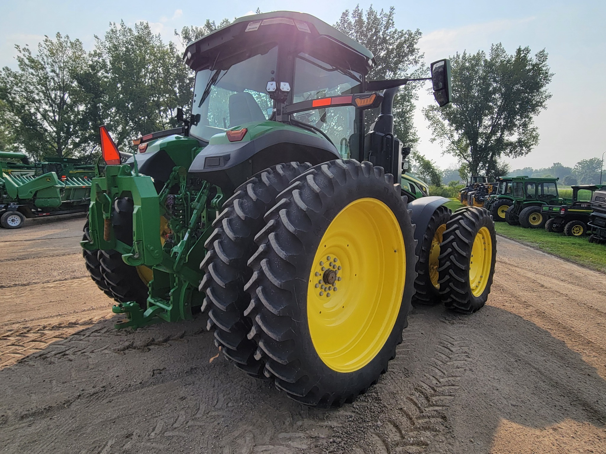 2024 John Deere 8R 370 Tractor