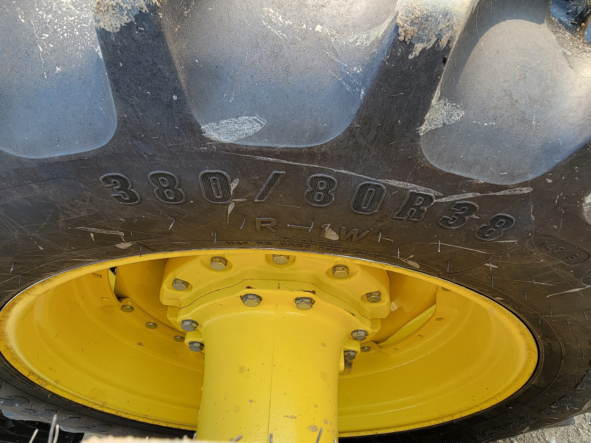 2024 John Deere 8R 370 Tractor