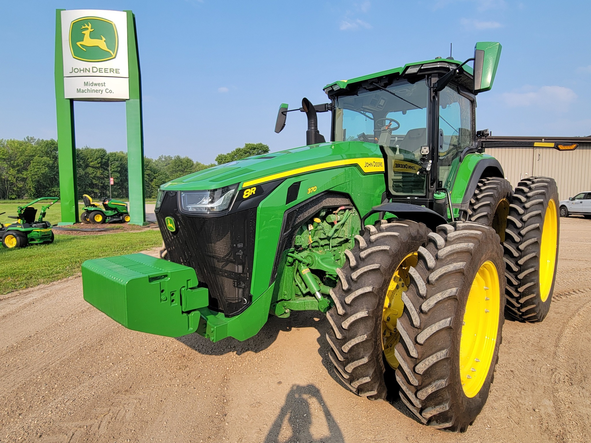 2024 John Deere 8R 370 Tractor