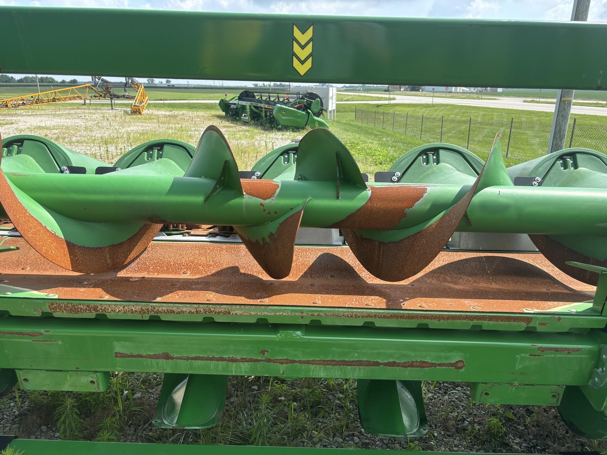 2022 John Deere C8R Corn Head