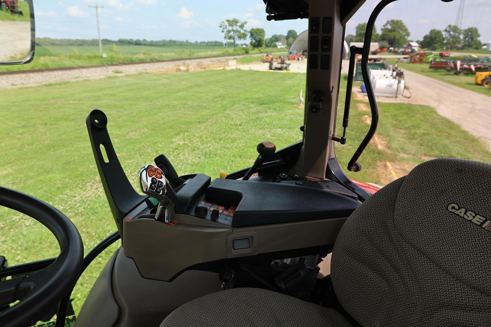 2017 Case IH MAXXUM 125 MC Tractor