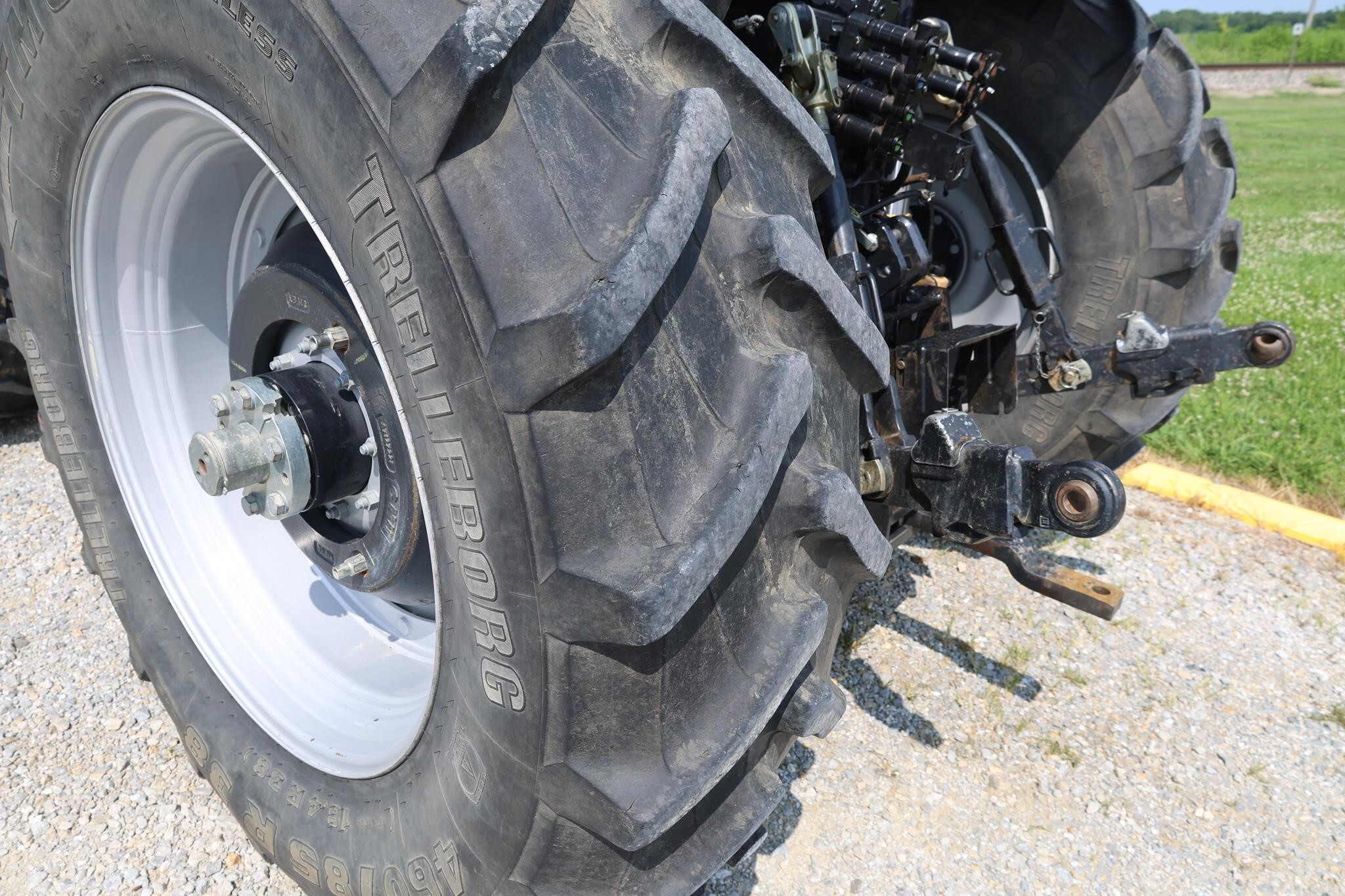 2017 Case IH MAXXUM 125 MC Tractor